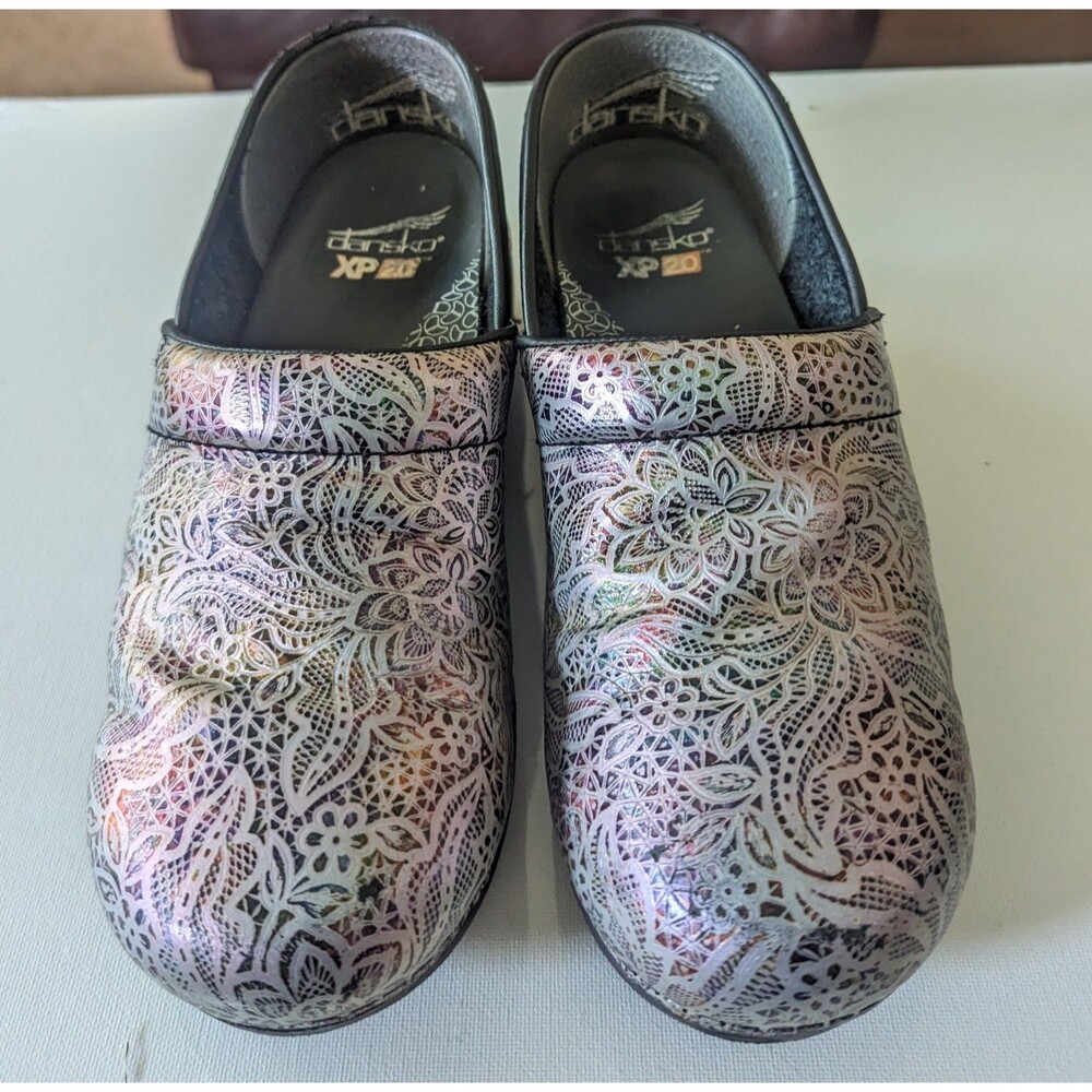 Dansko XP 2.0 Iridescent Floral Clogs Shoes Women's 38 US 7.5-8 Metallic Pink